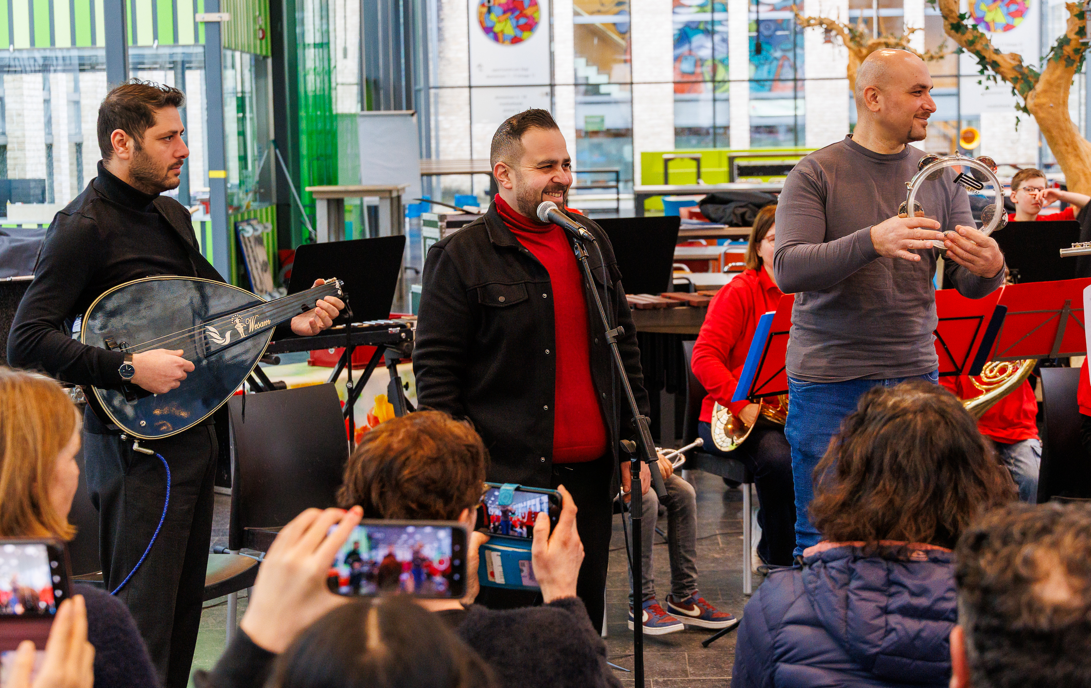 "Terug naar huis" brengt indrukwekkende middag vol ontmoeting